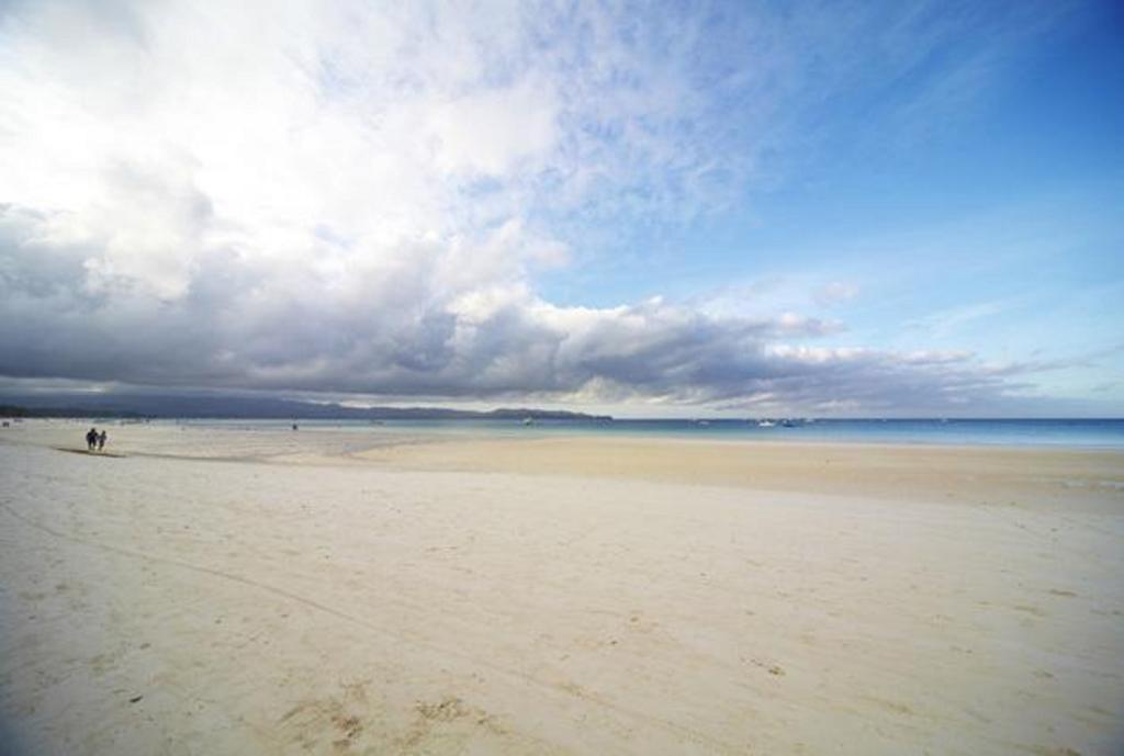 Shore Time Hotel Boracay Balabag  Buitenkant foto