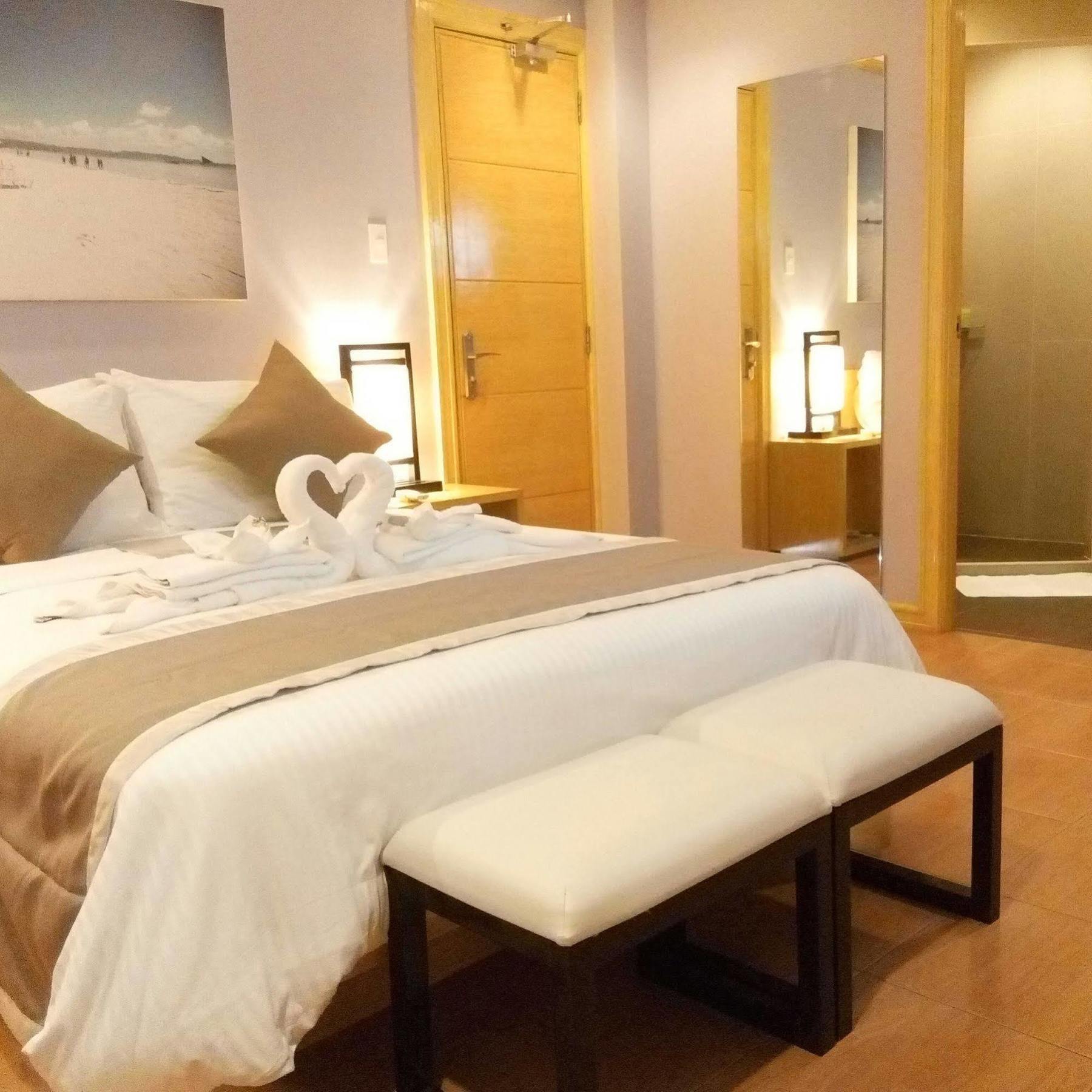 Shore Time Hotel Boracay Balabag  Buitenkant foto