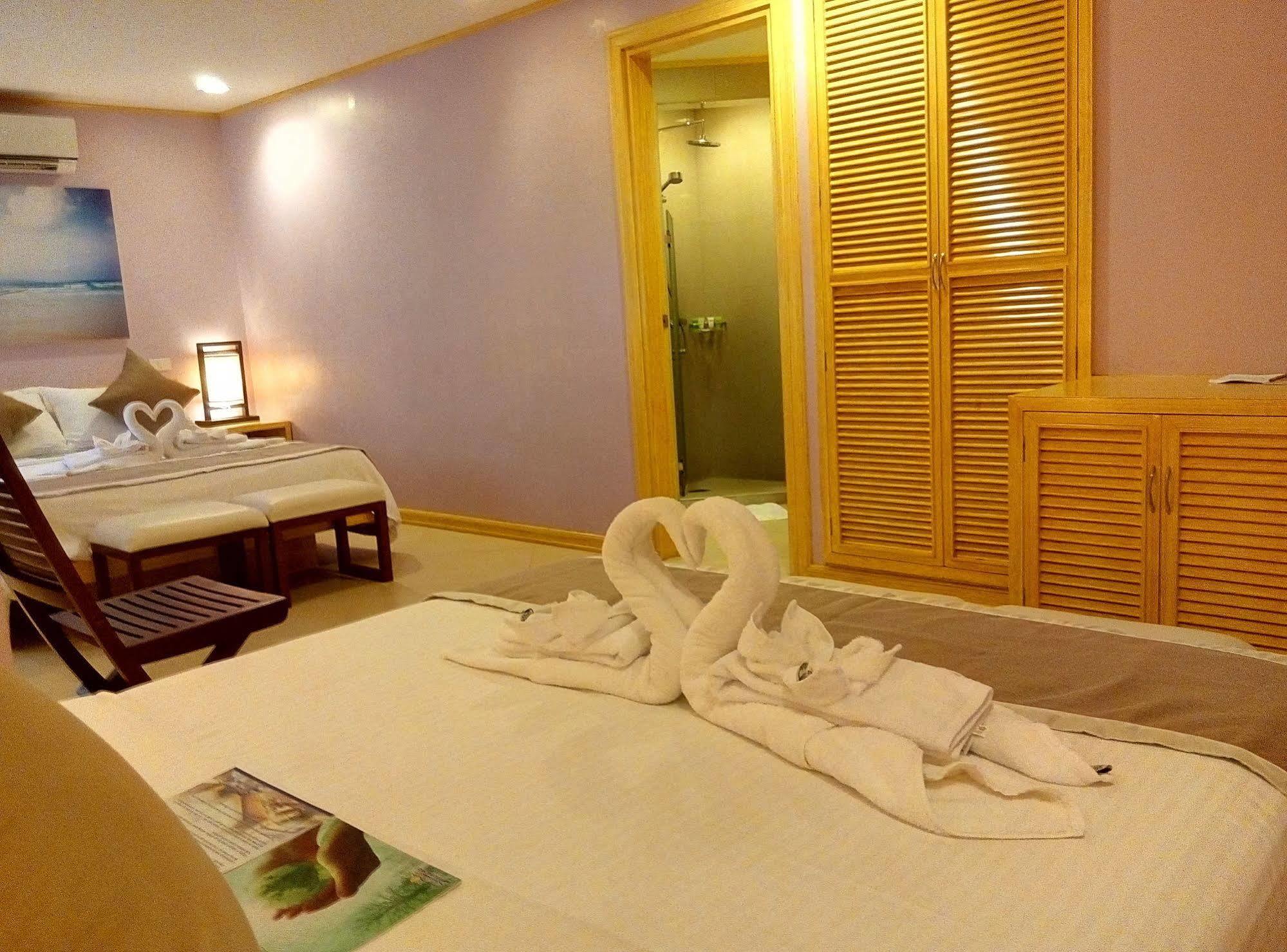 Shore Time Hotel Boracay Balabag  Buitenkant foto